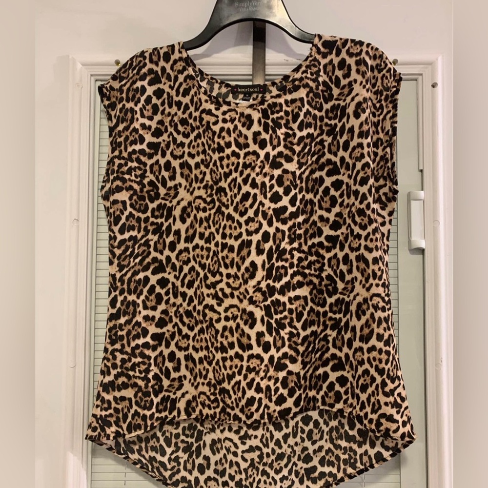 Ladies Sz med blouse